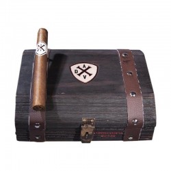 Adventura The Conqueror Marinero Kiste und Zigarre